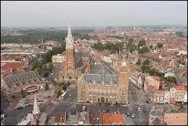 Nous commenons cette nouvelle promenade par une visite d'Armentires, ville de naissance de Dany Boon. Pour cela, nous devons nous rendre dans le dpartement ...