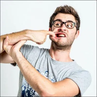 Quel est le nom de famille de Cyprien ?