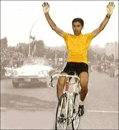 Eddy Merckx détient encore aujourd'hui le record du nombre de jours en porteur du maillot jaune sur le tour. Quel est ce record ?