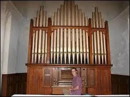 Quel est le nom de cet instrument souvent joué à l'église ?