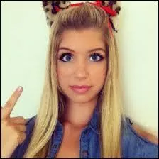 Combien mesure Allie DeBerry ?