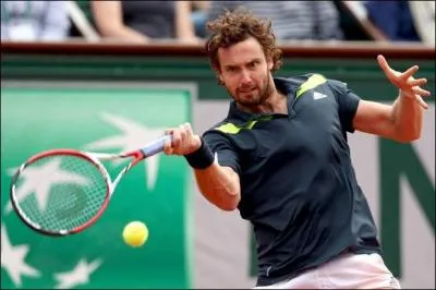 Quel joueur de tennis balte est arrivé en demi-finale de Roland-Garros 2014 ?