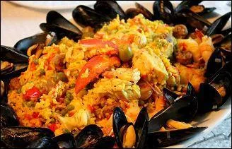 La paella est un plat :