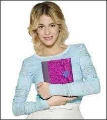 Quand est née Martina Stoessel?