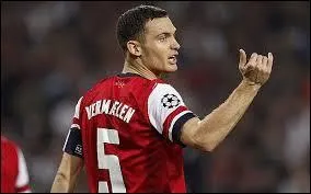 Thomas Vermaelen quitte Arsenal pour :