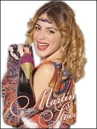 Quel âge Martina Stoessel a-t-elle en 2014 ?