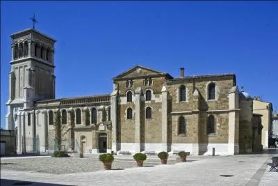 Drôme. "Porte du Midi de la France". Kiosque Peynet. Anne-Sophie Pic !