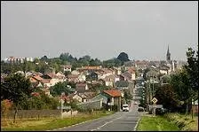 Cette nouvelle promenade française nous emmène en Lorraine, à Audun-le-Roman. Ville de l'arrondissement de Briey, elle se situe dans le département ...