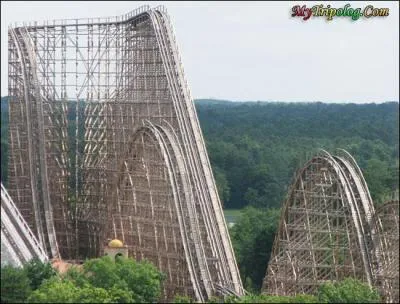 Dans quel parc d'attraction trouve-t-on cette attraction ?