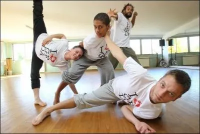 Comment s'appelle le festival consacré à la danse organisé cette semaine à Angoulême ?