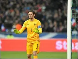 Dans quel club anglais joue Hugo Lloris ?