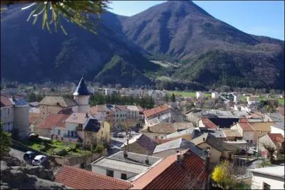 Vous avez décidé de vous rendre à Veynes pour voir votre ami François, dans quel département serez-vous ?