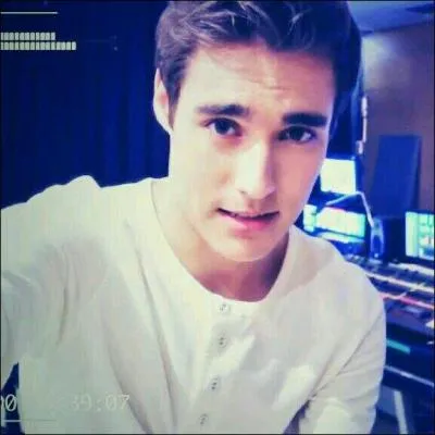 Quel est le nom complet de Jorge Blanco ?