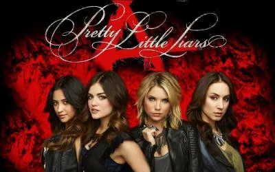 Combien de saisons compte "Pretty Little Liars" ?