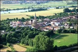 Je commence par une vue de Basse-Ham, village lorrain situé dans le département ...