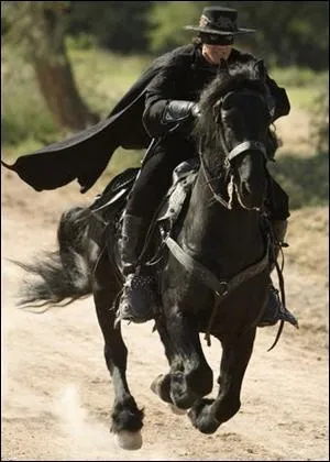 Le cheval de Zorro se nomme :