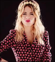 Quand Martina Stoessel est-elle née ?