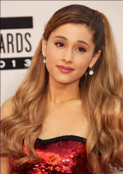 Bonjour à tous, Ariana Grande est :