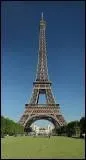 Pour quelle raison a été construite la tour Eiffel à l'origine ?