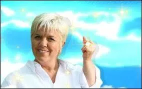 Dans une série télévisée, comment s'appelle l'ange gardien incarné par Mimie Mathy ?