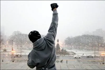 Lequel des films "Rocky" a rapporté le plus au box office mondial ?