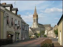 Nous commençons par une visite d'Angrie, commune Angevine située en région ...