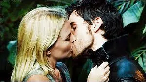 Où se passe le premier baiser de Captain Swan (saison 3, épisode 5) ?