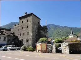 Notre balade quotidienne débute à Aigueblanche, ville Savoyarde située en région ...