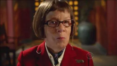 Qui joue le rôle de Hetty dans "NCIS : Los Angeles" ?