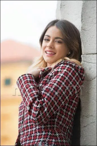 Quel est le surnom de Martina Stoessel ?