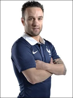 Pour commencer, dans quelle équipe joue Mathieu Valbuena ?