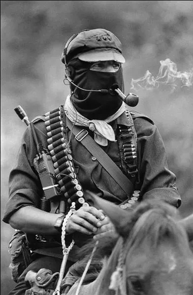 Qui est-ce ? Il a été le commandant de l'armée Zapatiste au Mexique.