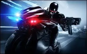 "Robocop" de José Padilha est, par rapport à "Robocop" de Paul Verhoeven, un/une...