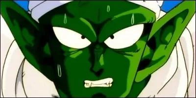 Que fait Piccolo lorsque Raditz arrive sur Terre ?