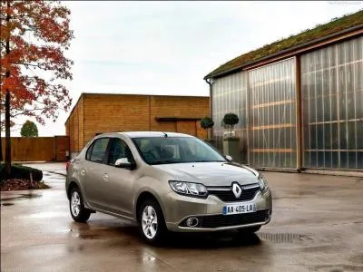 Quelle est cette berline Renault ?