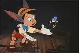 Comment s'appelle l'île où Pinocchio se transforme en âne ?