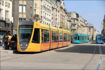 Quel est le terminus de la ligne A du tramway rémois ?