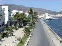 Dans quel pays pouvez-vous visiter Nador ?