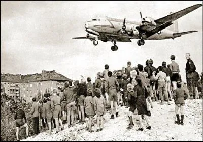 Qu'est-ce qui a sauvé Berlin du blocus soviétique de 1948 ?