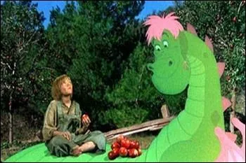 Le jeune homme se nomme Peter, comment se nomme le dragon ?