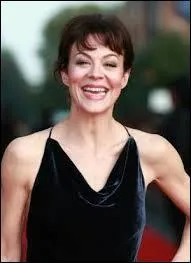 Helen McCrory, l'actrice incarnant Narcissa Malefoy, devait à la base jouer un autre personnage. Lequel ?