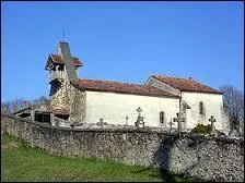 Je vous emmène pour commencer à Argelouse. Village de 94 habitants, dans les Landes de Gascogne, il se situe dans le département ...