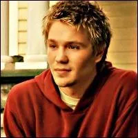 Quel est le deuxième nom de Lucas Scott ?