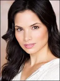 Quel personnage a incarné Katrina Law dans "The Arrow" ?