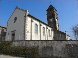 Nous nous trouvons à Bathelémont. Anciennement appelé Bathelémont-lès-Bauzemont, ce village lorrain du Lunévillois, peuplé de 60 habitants, se situe dans le département ...