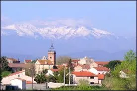 Nous commençons dans le centre de la Plaine du Roussillon. Je vous emmène à Bages, commune roussillonnaise située dans le département ...