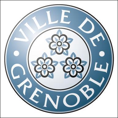 La ville de Grenoble est surnommée "La ville aux trois ..." ?