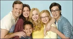 Quel est le nom de famille de Liv et Maddie ?