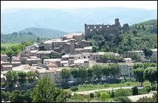 Nous commençons cette balade à Durban-Corbières. Commune de l'Aude, elle se situe en région ...