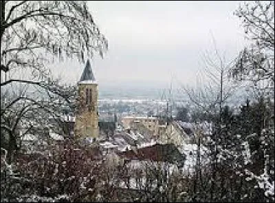 Nous commençons cette nouvelle balade en Ile-de-France, à Cormeilles-en-Parisis. Nous sommes dans le département ...